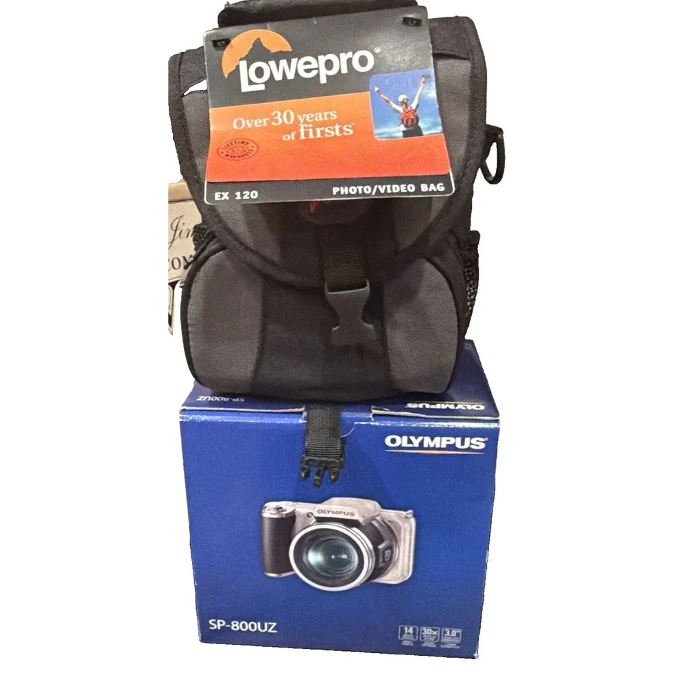 OLYMPUS‎ SP-800UZ 14MP Digital Camera NEW 30x Wide Angle Dual Image 3.0 inch LCD